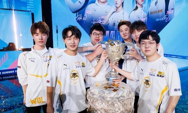 TSM官博：招募中英文老师兼翻译，工作地点位于洛杉矶