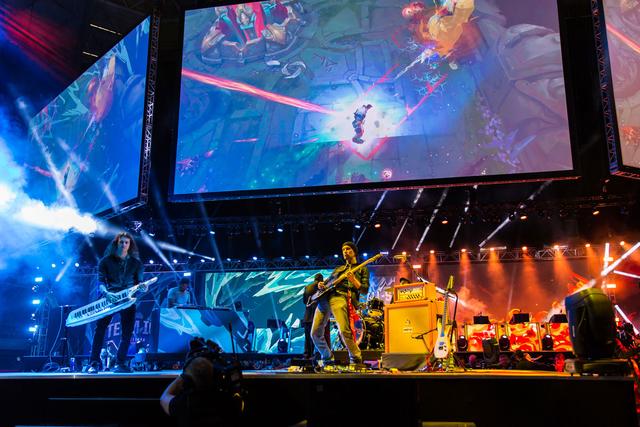 比赛后已有6支队伍确定季后赛，直通季后赛名额仅剩1个